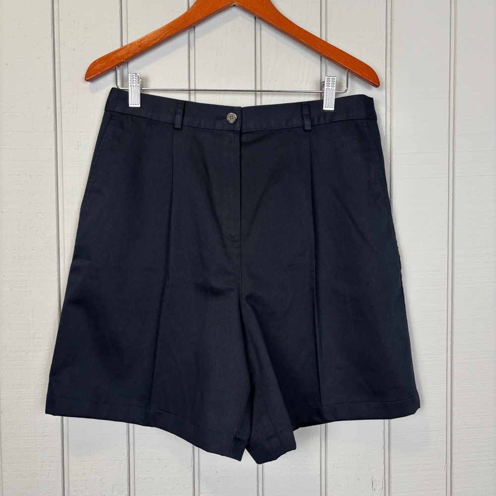 NWT LLBean Women Shorts dark Blue Original Straight LegElastic Waist Chino Sz14.